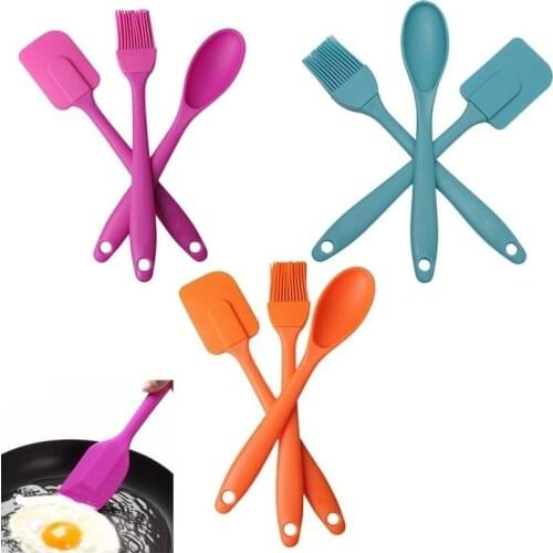 3Pcs Creativity Silicone Spatula Scraper Brush Spoon Kitchen Baking Tools Set Gadget Accessories (color random)