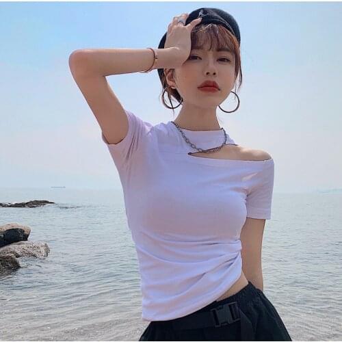 New Strapless Short Sleeve T-shirt Female Western Style Coat Tight Personality Joker All Web Celebrity Inclined Shoulder Top