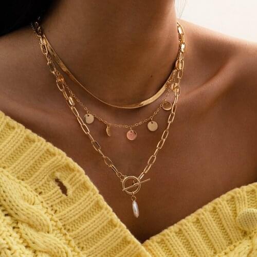 New Retro Geometric Simple Snake Bone Chain Ladies Necklace Sexy Temperament Disc OT Buckle Necklace Party Jewelry Accessories