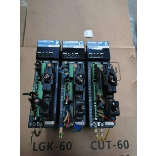 RS1A03AAW servo driver inverter , used in good condition . 80% appearance new , good working , free shipping