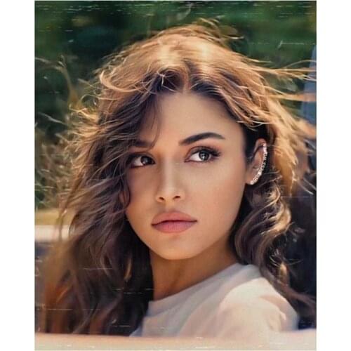 New 5D DIY Full Round Diamond Painting Famous Model"Hande Ercel"3D Embroidery Cross Stitch Rhinestone Mosaic Home Decor Art Y421