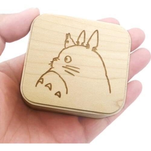 Sinzyo My Neighbor Totoro Maple Box Music Box Wood Carved Mechanism Musical Wind Up Gift for Christmas