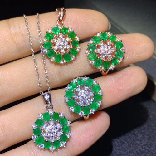 Super luxury Emerald Necklace ring, natural emerald, high-end jewelry, 925 pure silver. Focus of the meeting