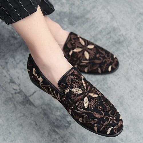 Plus size 48 mens casual shoes mens casual printed flat shoes breathable sports shoes comfortable outdoor shoes zapatos hombre