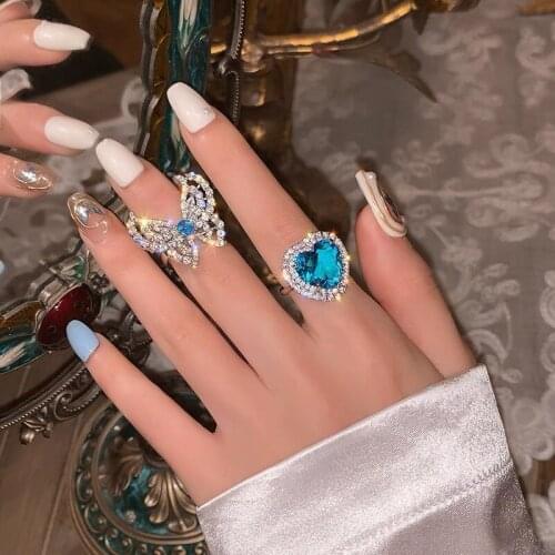 Miqiao Romantic Electro Bule Zircon Heart Luxury Flash Alloy Rings for Women Mother Lover Friend Fashion Design Gift Jewelry