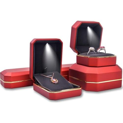 LED Light Wedding Proposal Ring Box Jewelley Organizer Pendant Bracelet Jewelry Display Box