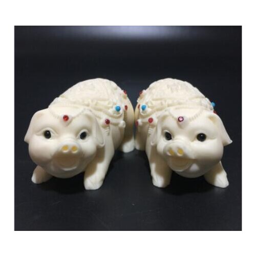 Ivory women fruit carvings Carving of happy pig home ornament car pendulum statues sculpture Home wedding decoration dies
