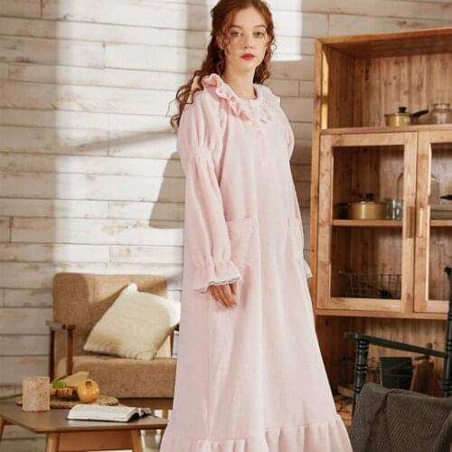 Warm Lace Princess Sleepwear Nightgown Women Autumn Winter Pink Blue Velvet Nightdress Nightclothes