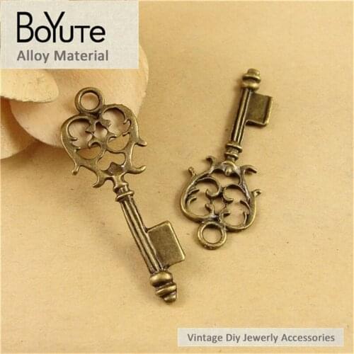 BoYuTe (60 Pieces/Lot) 49*17MM Diy Accessories Part Wholesale Alloy Material Antique Bronze Vintage Pendant Key Jewelry Findings
