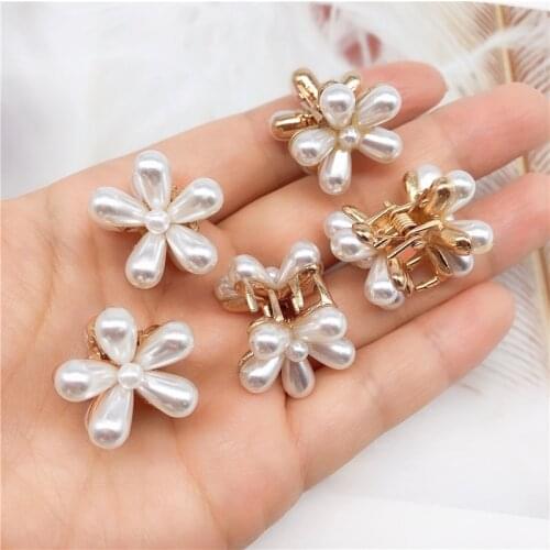 Chic Small Pearls Hair Claw Dlip Pin Barrettes For Women Flower Hair Crab Clips Sweet Hairpins Headwear Girls Hair Accessories