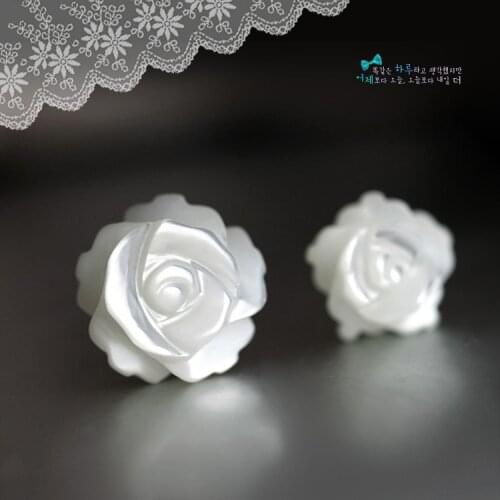 Cute Korean Natural Shell Rose Earring For Girls Silver color Earrings With Shell Flower Women Accessories Wedding Jewelry Gift