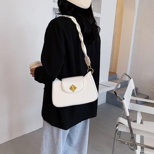 Bag Women 2020 New Underarm Bag Shoulder Bag Commuter Fashion Woven Portable Messenger Bag Ins Ladies Small Square Bag