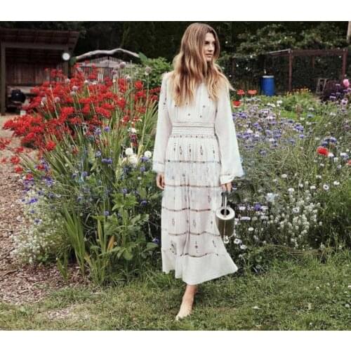 2021 Boho Chic Long White Dress New Retro Floral Embroidery Dress Long Sleeve O-neck Elegant Holiday Dress Slim Cotton Vestidos