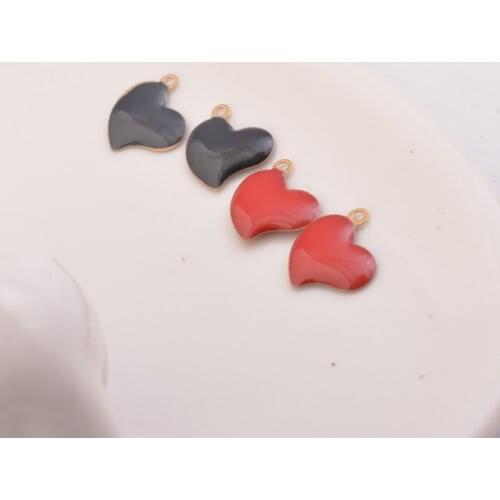 10pcs/lot 11MM Brass Color Enamel Hearts Charms Black Red Love Pendant DIY Jewelry Making