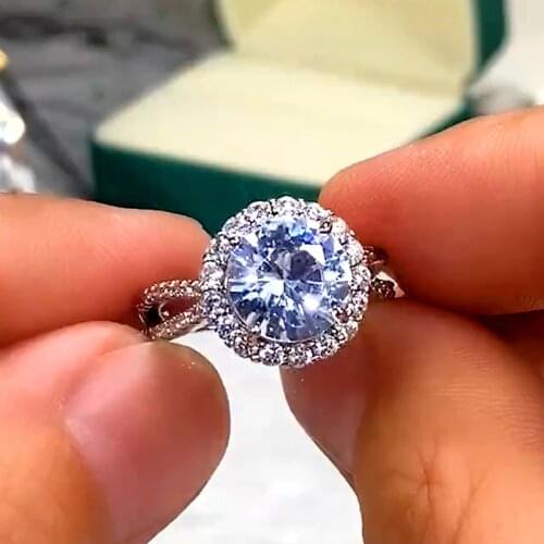 Huitan Fancy Engagement Rings for Women Round Crystal Zirconia Romantic Proposal Ring High Quality Silver Color Fashion Jewelry