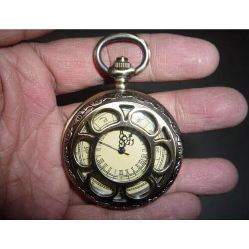 Edmoogrel Wall Clock