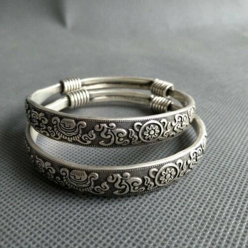 Old Chinese tibet silver handcarving flowers pattern Bracelets Pair