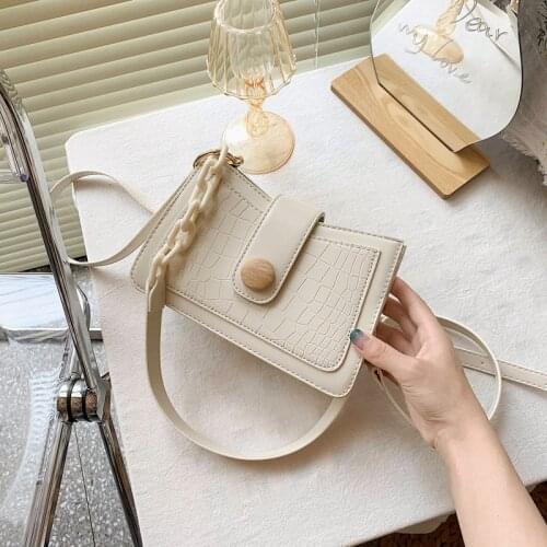 Crocodile Pattern Baguette Handbag for Women 2020 Candy Color Chain Ladies Small Shoulder Bags Fashion Design Leather Armpit Bag