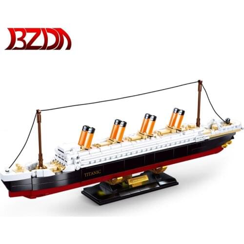 BZDA Titanic Cruise ship Building Blocks DIY Technic Creator Movie Titanic Steamship Bricks Ship molde Toys For birthday gift