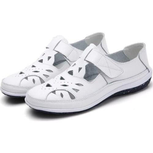 2020 New Genuine Leather Hole Sandals Summer Beach Sandals Women Flat Sandals Soft Comfort Fashion Casual Sandals Large Size 42