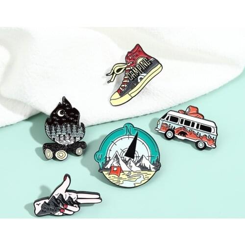 I Love Camping Enamel Brooch Camping Bus Campfire Hiking Shoes Badge Compass Pin Fashion Lapel Backpack Jewelry Gift For Friends