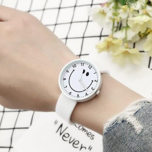 2020 New Silicone Quartz Wristwatch Women Watches Ladies Top Fashion Quartz Wristwatch for Woman Clock Female Hours Relog