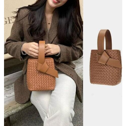 Designer Brand Handbag Women 2021 Luxury Simple Weave Bucket Bag Female Fashion PU Leather Exquisite Shopping Bag