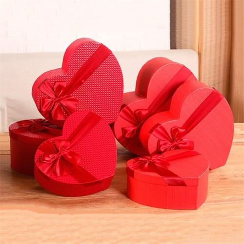Lovely Florist Hat Boxes Red Heart Shaped Candy Boxes Gift Box Packaging Boxes for Valentines Day Gift Box Wedding Lovers Gifts