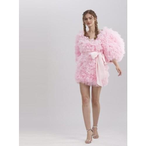 Unique Designer Tulle Dresses Short Knee Length Puffy Sleeve Extra Puffy Tulle Dressing Gown For Photography Party Girls