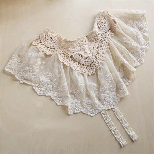 Sweet Lace Embroidered Fake Collar Shawl Blouse Decoration Detachable Collar Womens Shirt Dress False Collar Top Accessories