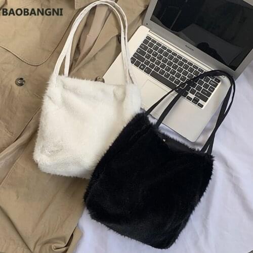 Fluffy bags for women new tops shopper shopping tote shoulder luxury handbags faux fur fashion simple female plush gift bag