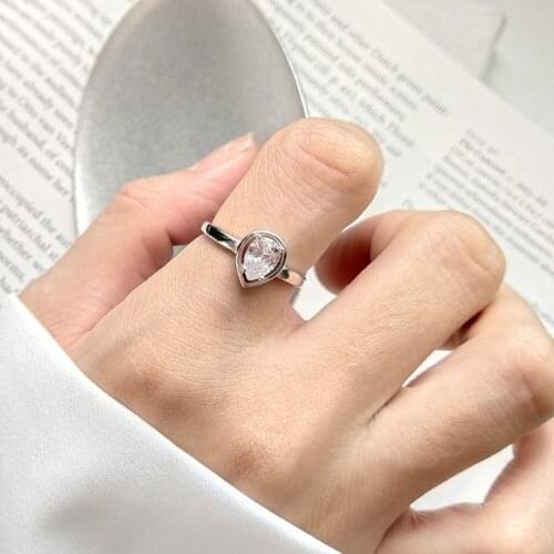 Clear Cubic Zirconia Waterdrop Halo Wedding & Engagement Ring 92.5 Sterling Silver Fine Jewelry New Gift for Women Teardrop Ring
