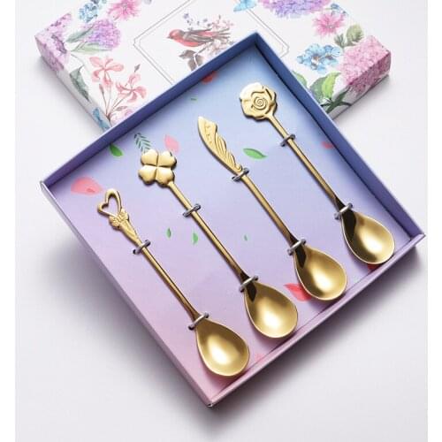 4 Pcs 304 Stainless Steel Coffee Stirring Spoon Multicolor Love Flower Pattern Dessert Spoon Home Restaurant Kitchen Gift Box