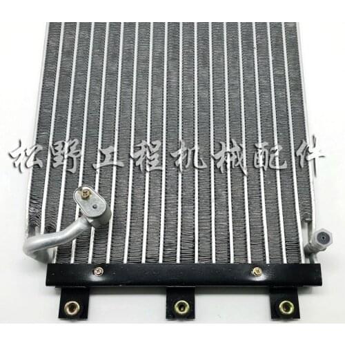 Doosan Daewoo Excavator DH150 220 215 300-7 / 9 Air-conditioning condenser radiator engineering car hook machine evaporator