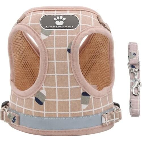 Cat Harness and Leash for Walking, Soft Adjustable Vest Harnesses for Cats, Easy Control Breathable Reflective Strips Jacket