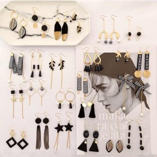 Korean Version Of Womens Black Geometric Asymmetric Earrings Bow Pendant Tassel Earrings Fashion Personality Earring Jewelry