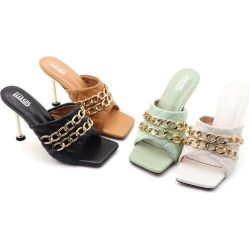 2021 New Womens Shoes Metal Ornaments Wear Fashionable Sexy Cool Slippers Versatile High Heels Large and Thin Heels Flip Flops