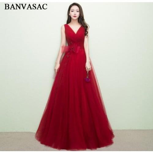 BANVASAC 2018 A Line Sexy Pleat V Neck Lace Crystal Appliques Long Evening Dresses Party Bow Backless Prom Gowns