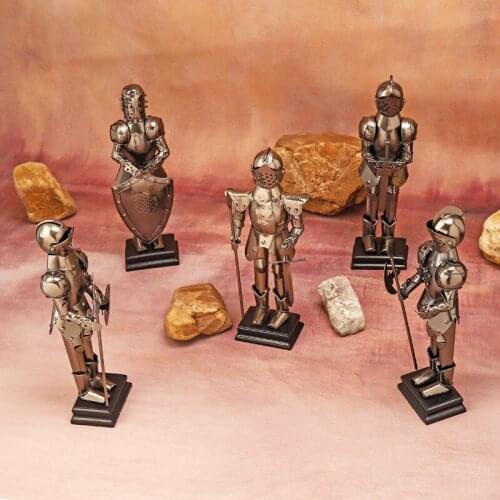 BJ49 Vintage Metal Crafts Iron Spartan Warrior Model Ornaments Creative Home Office Desktop Decoration Desk Decor Home deco