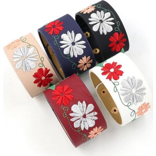 Fashion Trendy Jewelry Embroidery Floral Bracelets Adjustable PU Leather Bangle for Women Small Wholesale
