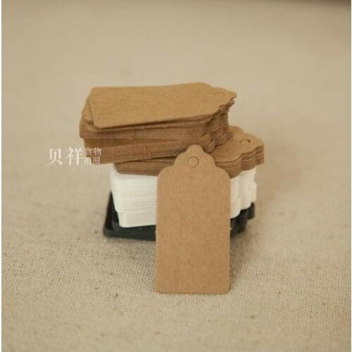 Packaging paper labels Brown Kraft /black/white Paper Tags DIY scallop Label Wedding Gift Decorating Tag 2*4cm