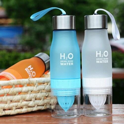 650ml Sports Plastic Water Bottle Creative With Juicer Drinking Bottles Leak-Proof Bottle Tumbler Outdoor Travel
