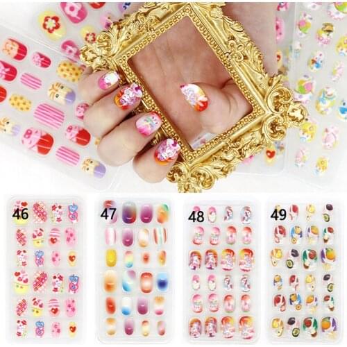 24PCS/Set Candy False Nail Tips Unicorn Graffiti Cartoon Full Cover Kid Fake Nail Art for Girls Rainbow Nail Decor Z1326