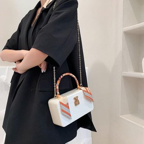 Candy Color Acrylic Box Party Clutch for Women Metal Handle Chain Shoulder Bag Purses Female Designer Bag Wedding Crossbody Bag