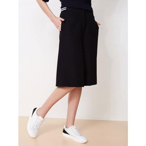 Bosideng Summer large size women shorts Loose Cotton Solid Color casual shorts Female B80916094