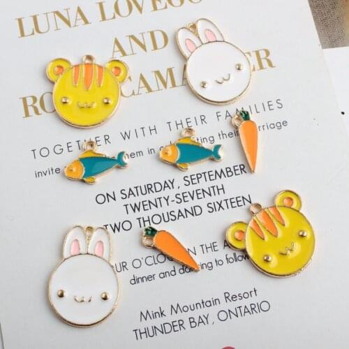 Daisies 10pcs Cute Kawaii Cat Fish Enamel Charms for Earring Animal Rabbit Carrot Tag Jewelry Making DIY Accessories