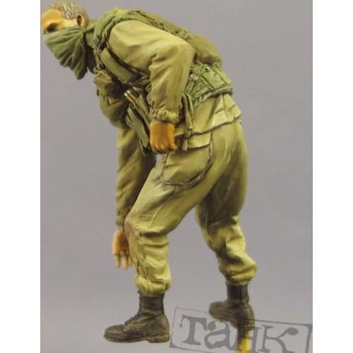 1/35 GRU special forces soldier with SVD, Resin Model Soldier GK, World War II military theme, Unassembled and unpainted kit