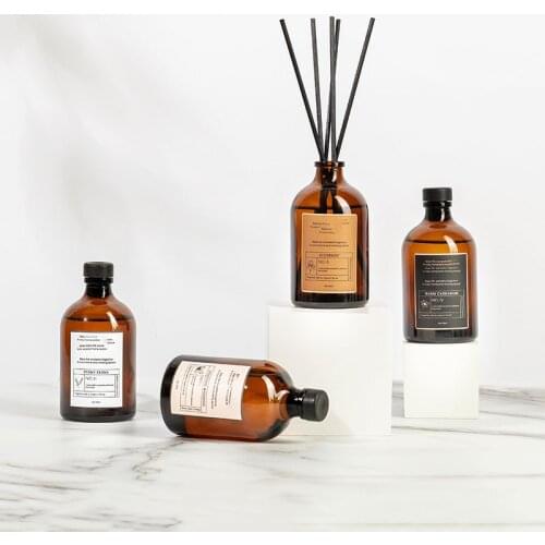 1pcs Pharmacy Lab Reed Diffuser with Brown Glass Bottle, Black Reed Sticks and 100ml Home Fragrance for Office Home Decoration