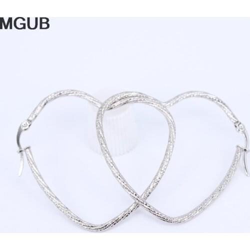MGUB Earrings 25mm-50mm Stainless steel Silver color earrings Prevent allergy Do not fade Lightweight and comfortable LH516