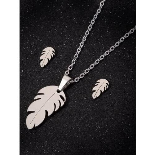 Sasusp Stainless Steel Swan feather Chain Necklace Women Choker Cartoon Leaves Pendants Necklaces Jewelry For Child Long